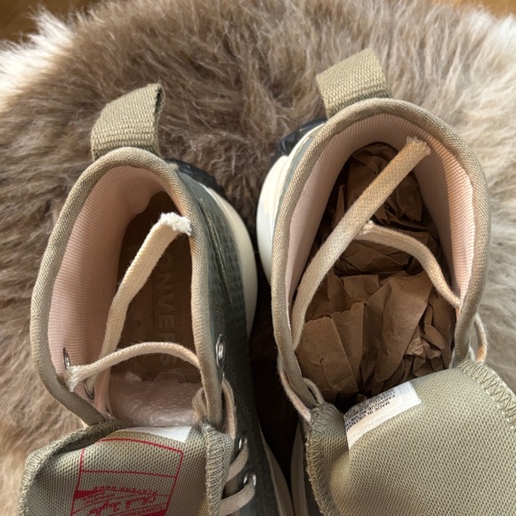 Converse Textured High-Tops in Sage and White - Picture 4 of 4